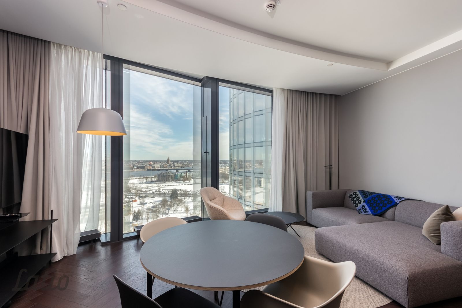 Объявление. Vēlies dzīvot vēl nebijušos augstumos? Tev ir tāda iespēja! Zunda Towers infrastruktūra ir radīta Цена: 2117 EUR/мес. Foto #1