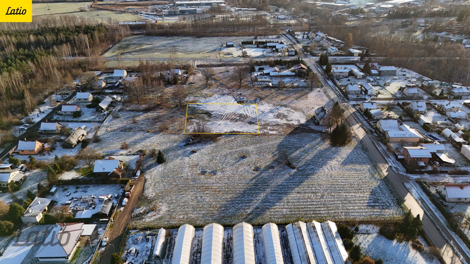 Объявление. PĀRDOD ZEMESGABALU SIGULDĀ
Viršu iela 1G
Platība: 1862 m
Cena: 65 170 EUR
Pārdošanā plašs Цена: 65170 EUR Foto #1