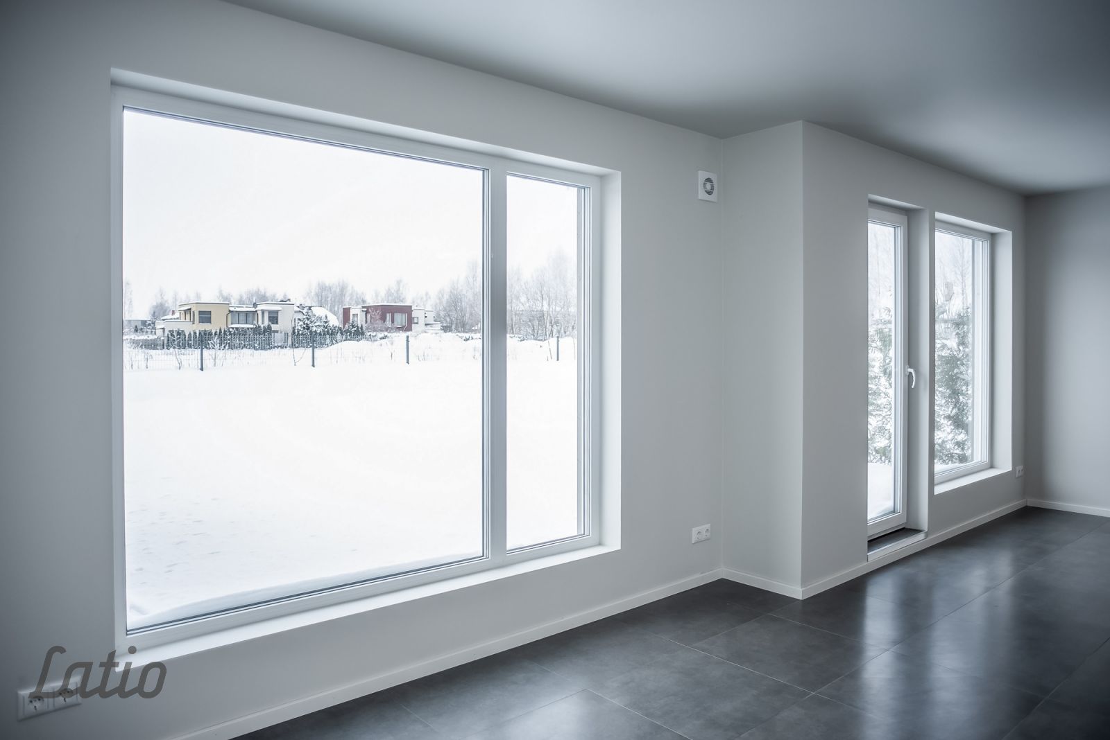 Объявление. Pārdošanā lakoniska trīs stāvu rindu mājas sekcija Mārupē!

Pirmajā stāvā atrodas plaša Цена: 225000 EUR Foto #3