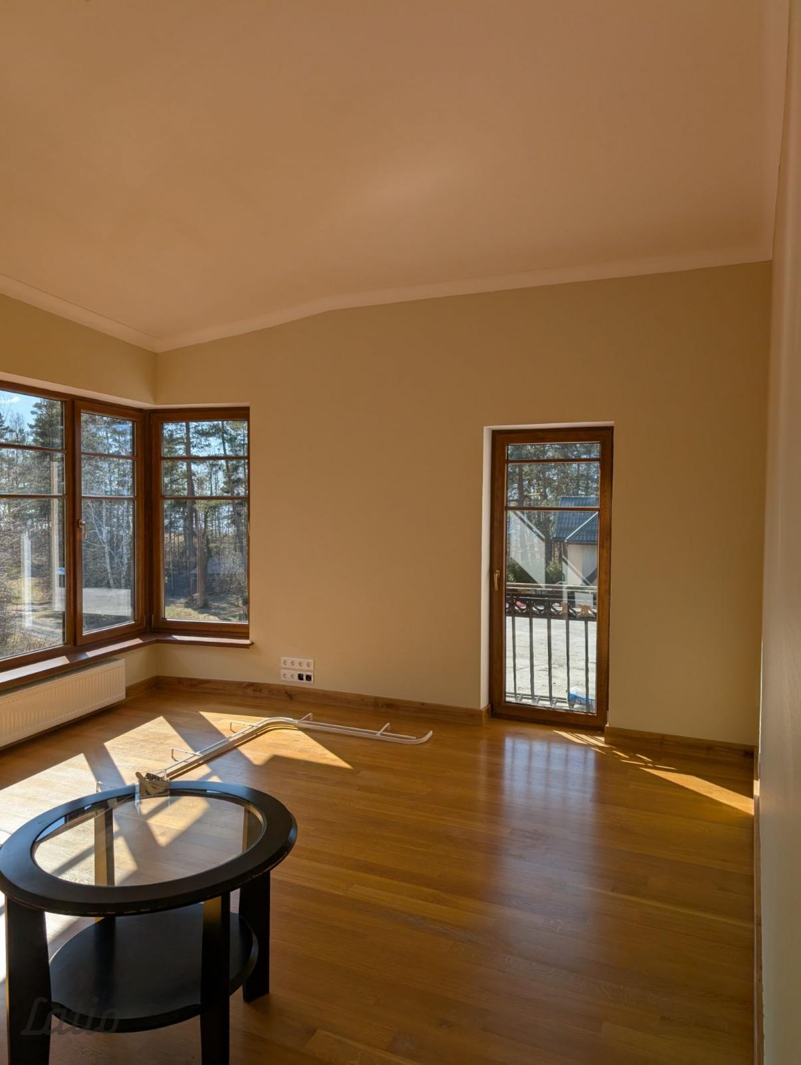 Sludinājumi. Pārdod ekskluzīvu dzīvokli dvīņumājā Baltezera krastā ar privātu izeju uz pludmali.

Dzīvoklis Cena: 370000 EUR Foto #5
