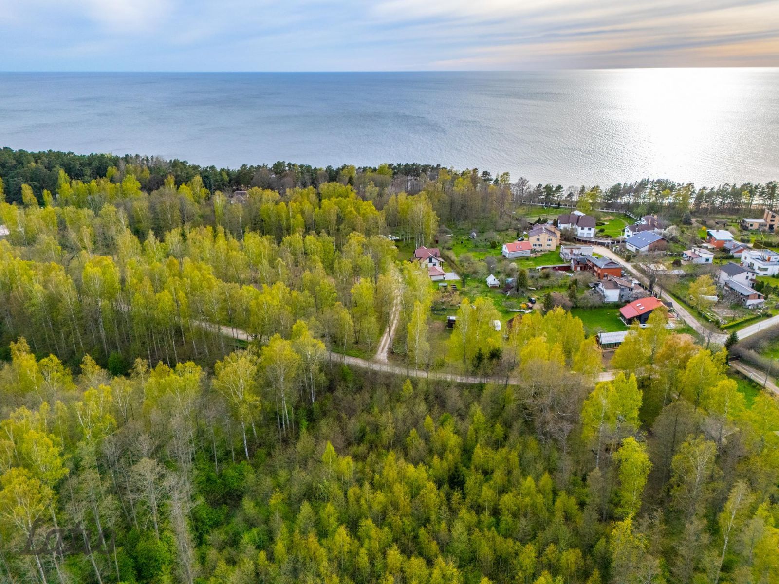 Sludinājumi. Pārdodu apbūves zemesgabalu Tūjā, tikai ~200 metru gājiena attālumā no jūras krasta. Zemesgabals ir Cena: 65000 EUR Foto #5