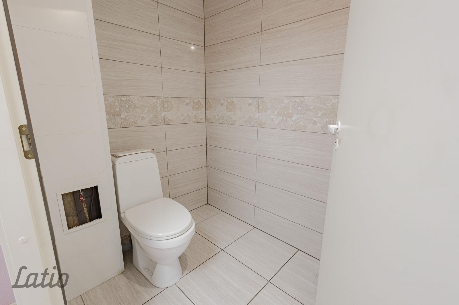 Sludinājumi. Pārdošanā 1-istabas dzīvoklis ar plašu lodžiju Jelgavā, klusā un ērtā apkaimē.
Lieliska iespēja Cena: 24500 EUR Foto #5