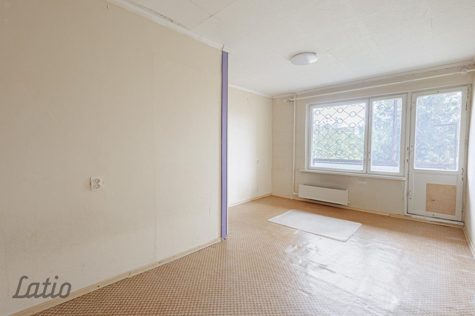 Sludinājumi. Pārdošanā 1-istabas dzīvoklis ar plašu lodžiju Jelgavā, klusā apkaimē.
Lieliska iespēja tiem, kuri Cena: 25300 EUR Foto #1