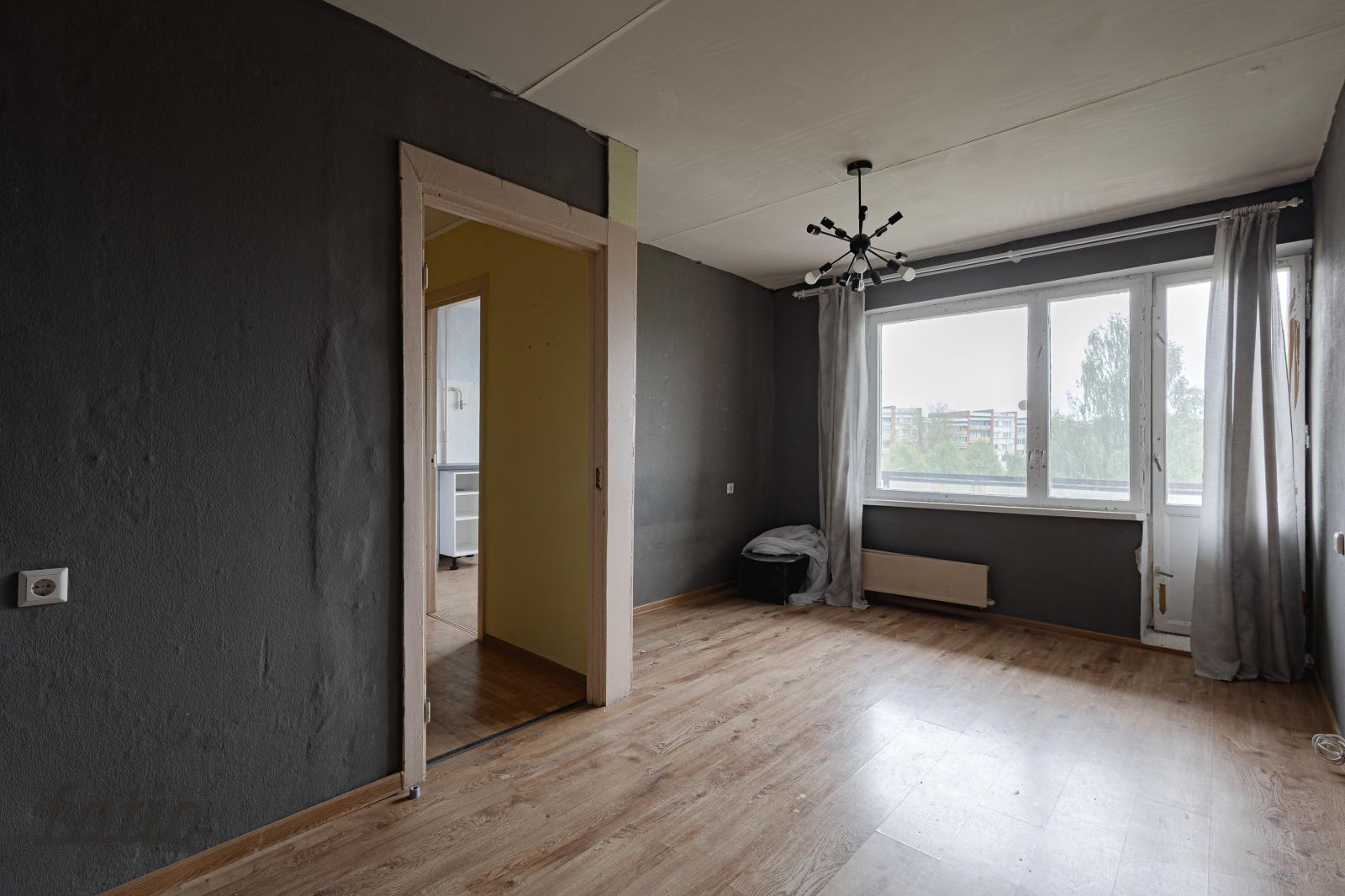 Sludinājumi. Pārdošanā 1-istabas dzīvoklis ar plašu lodžiju Jelgavā, klusā apkaimē.
Lieliska iespēja tiem, kuri Cena: 25000 EUR Foto #1