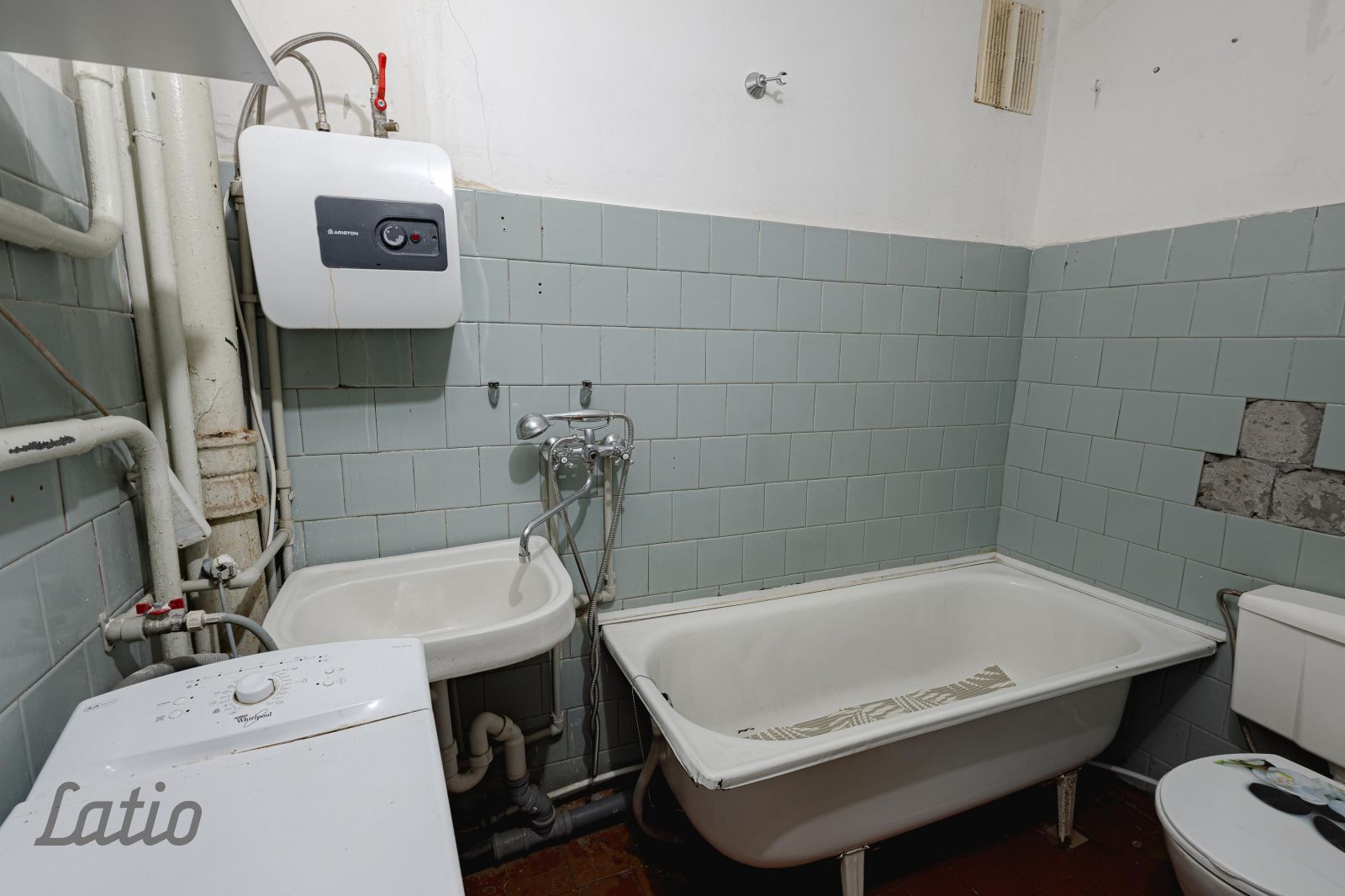 Sludinājumi. Pārdošanā 1-istabas dzīvoklis ar plašu lodžiju Jelgavā, klusā apkaimē.
Lieliska iespēja tiem, kuri Cena: 25000 EUR Foto #5