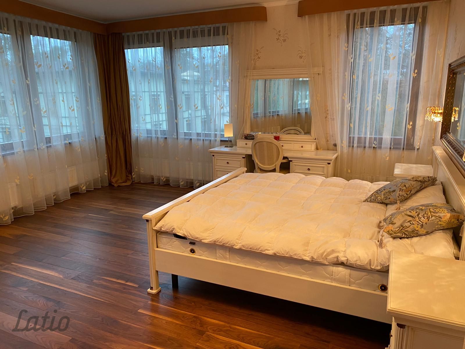 Sludinājumi. Izīrē ilgtermiņā skaistu un plašu dzīvokli ar 2.automašīnas stāvvietām jaunajā projektā Meža Cena: 2500 EUR/mēn Foto #2