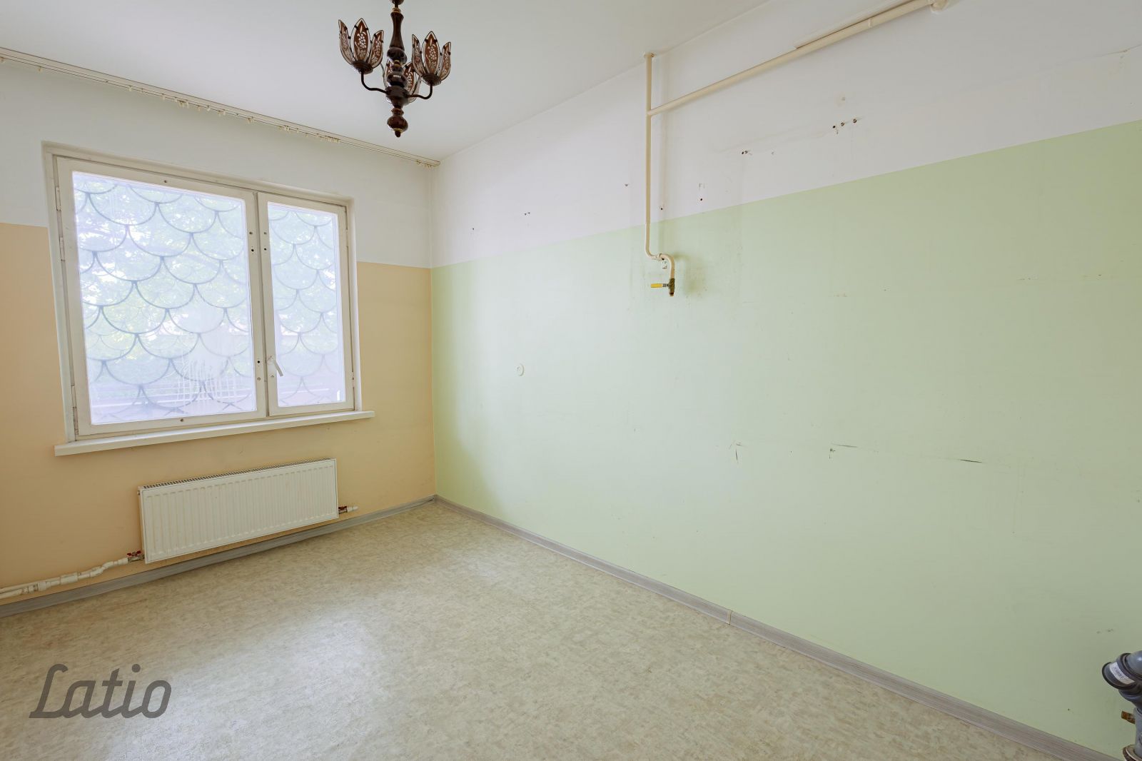 Sludinājumi. Pārdošanā plašs 1-istabas dzīvoklis Jelgavā, klusā un ērtā apkaimē.
Dzīvoklis izvietots ēkas 1. Cena: 27500 EUR Foto #3