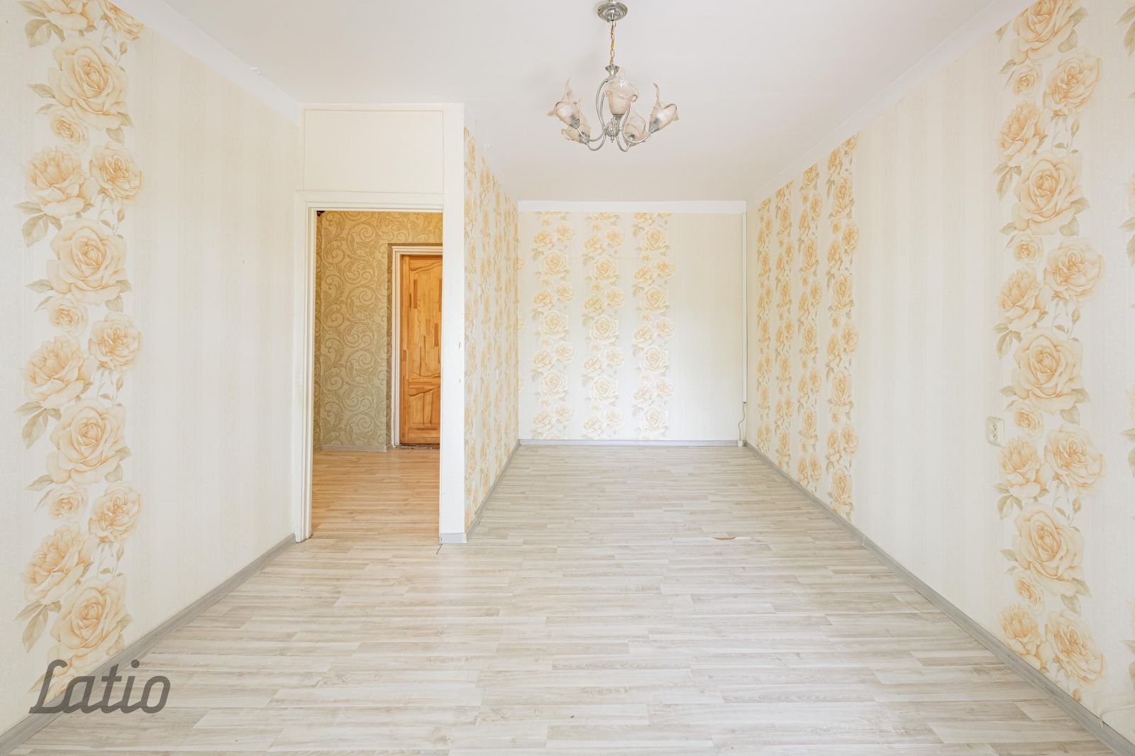 Sludinājumi. Pārdošanā plašs 1-istabas dzīvoklis Jelgavā, klusā un ērtā apkaimē.
Dzīvoklis izvietots ēkas 1. Cena: 27500 EUR Foto #2