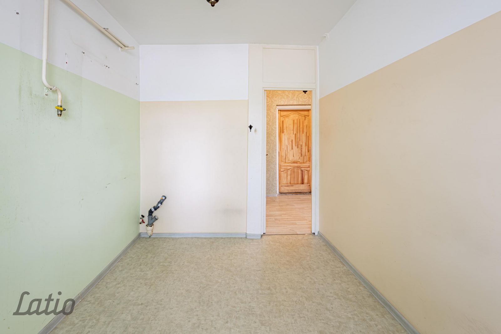 Sludinājumi. Pārdošanā plašs 1-istabas dzīvoklis Jelgavā, klusā un ērtā apkaimē.
Dzīvoklis izvietots ēkas 1. Cena: 27500 EUR Foto #4