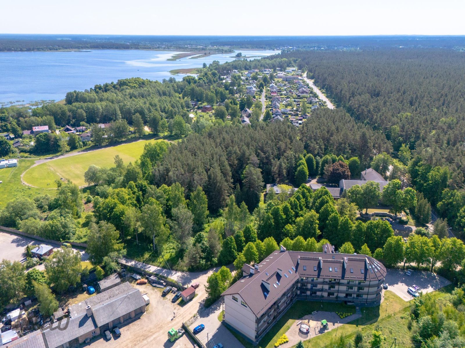 Sludinājumi. Pārdodu 6444 m zemesgabalu ar plašām apbūves iespējām.
Lietošanas mērķis:
 Rūpnieciskās Cena: 295000 EUR Foto #1