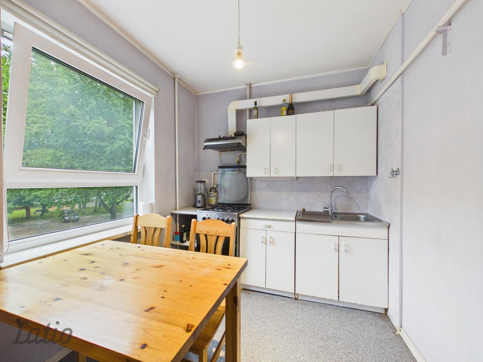 Sludinājumi. Plašs un gaišs 4-istabu dzīvoklis 119. sērijas mājā Purvciemā

Pārdošanā plašs un gaišs 4-istabu Cena: 97900 EUR Foto #4