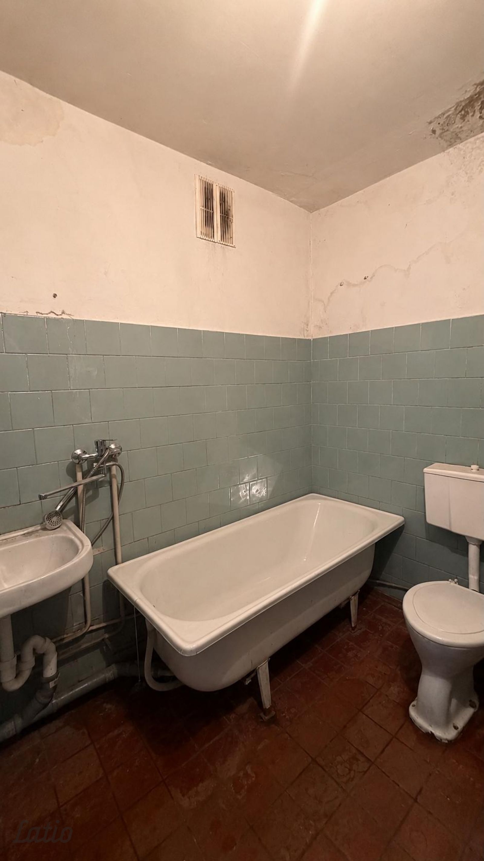 Sludinājumi. Pārdošanā 1-istabas dzīvoklis ar plašu lodžiju Jelgavā, klusā apkaimē.
Lieliska iespēja tiem, kuri Cena: 25000 EUR Foto #4